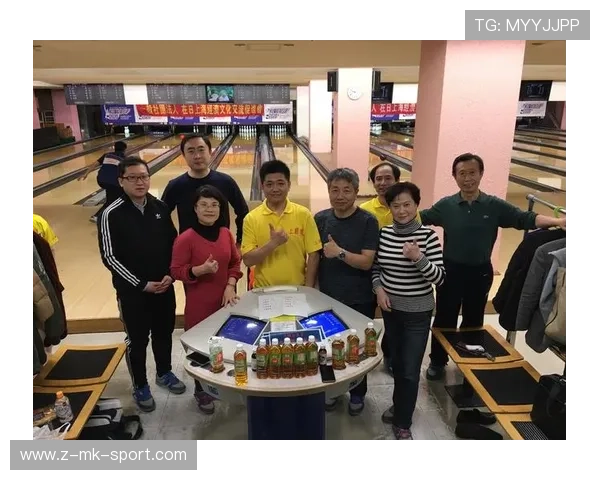 世界保龄球社区日联合学校开展亲子活动，健康活动保龄球大赛